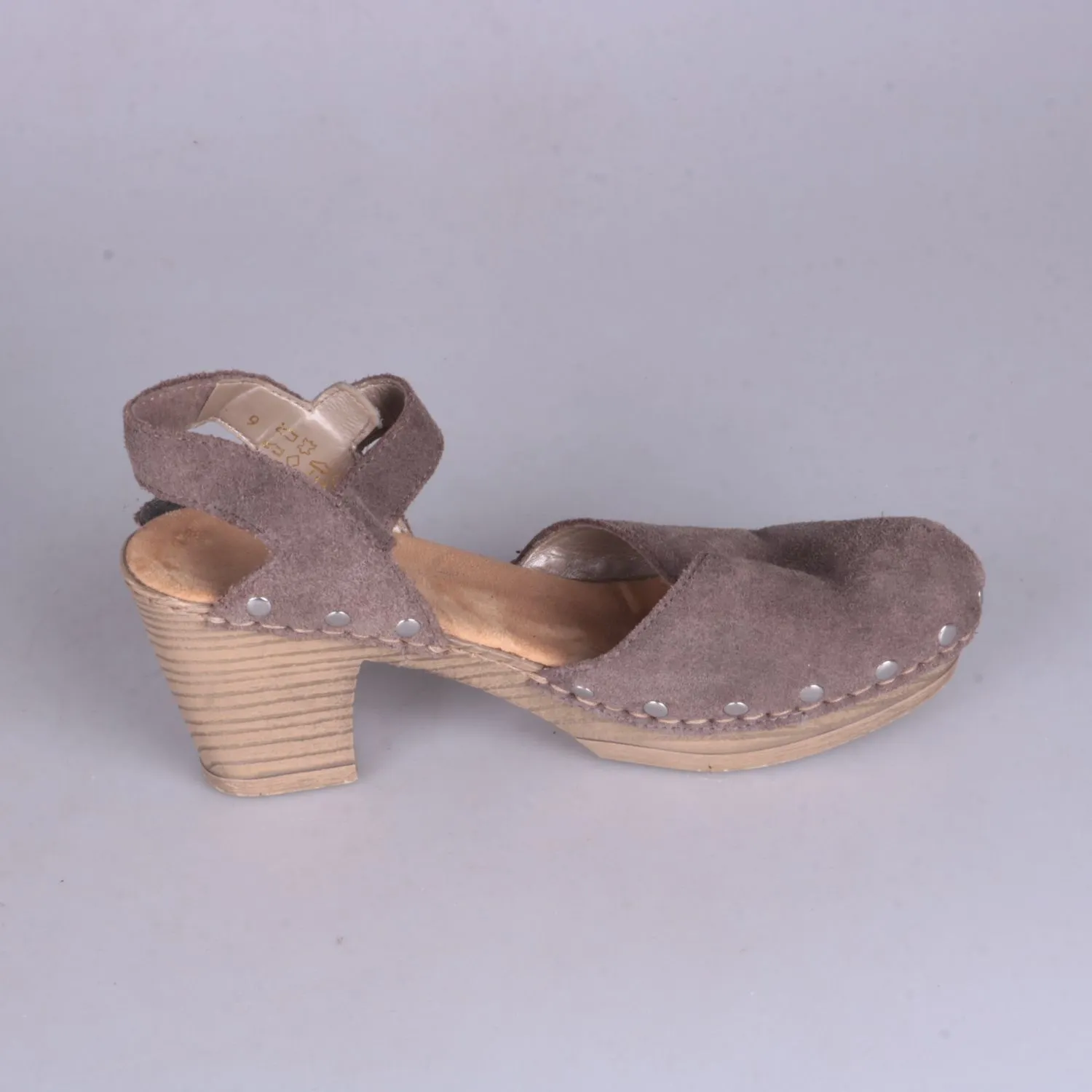 босоножки Rieker